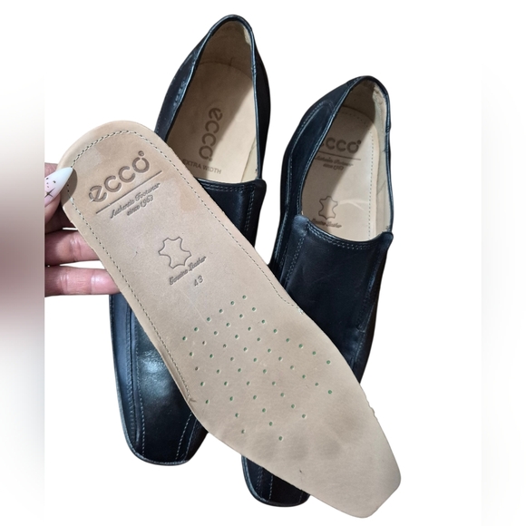 Loafers_&_Slip_Ons